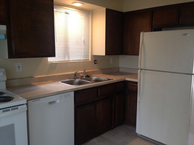 Photo - Quincy St Triplex Unit 1276