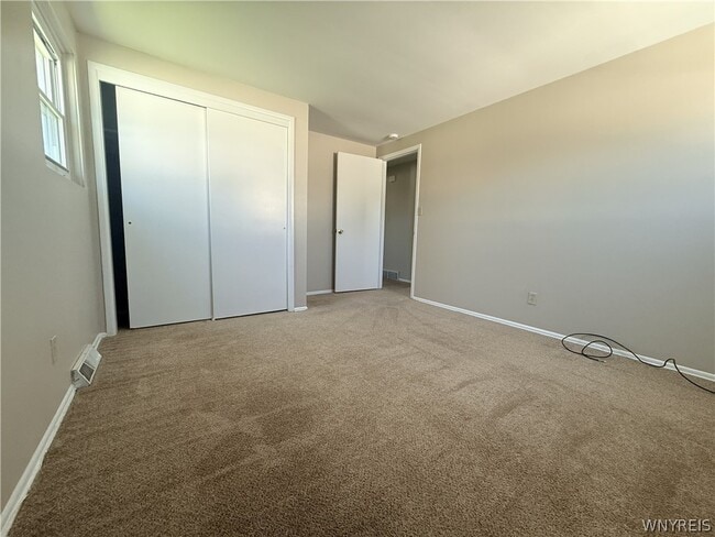 Photo - 3365 McKinley Pkwy