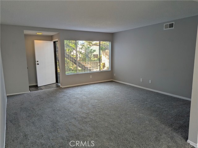 Building Photo - 17031 Pinehurst Ln Unit B