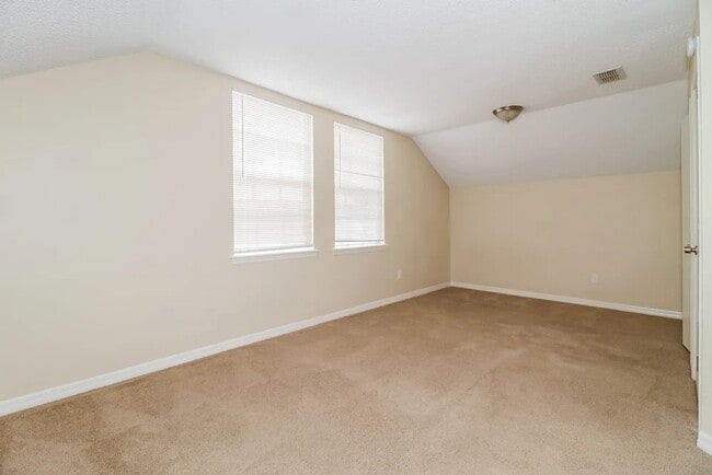 Photo - 9857 Red Clover Ave