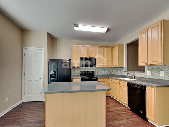 Photo - 3910 Pepperbush Dr