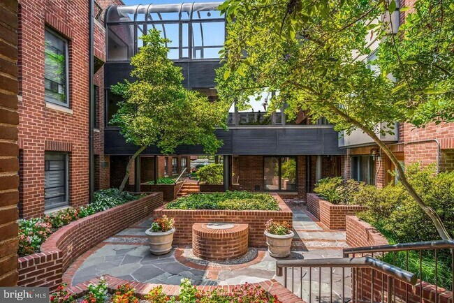 Photo - 1080 Wisconsin Ave NW Unit 2001