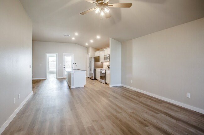 Photo - Like New Construction in Cooper District!