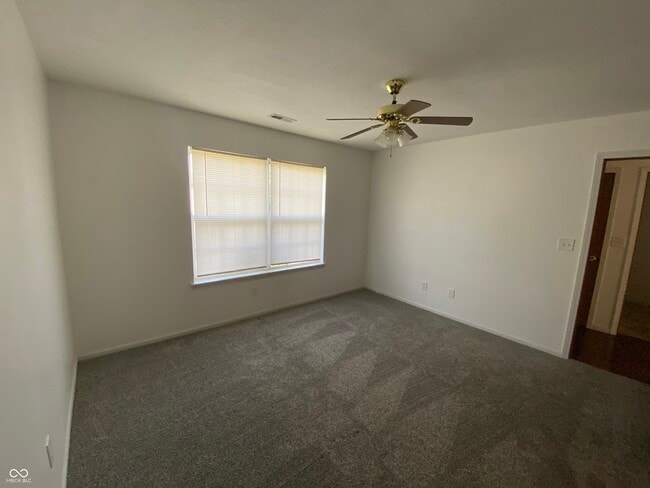 Photo - 450 Ashby Dr