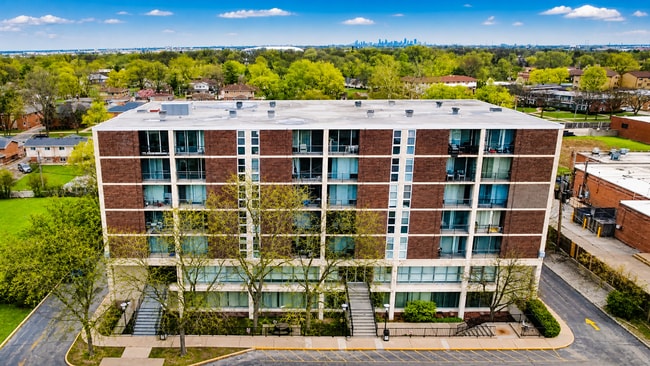 Building Photo - 1043 S York Rd Unit # 406