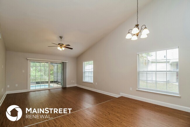 Photo - 246 Blackwater Pl