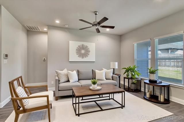 Photo - 2205 Blackcap St