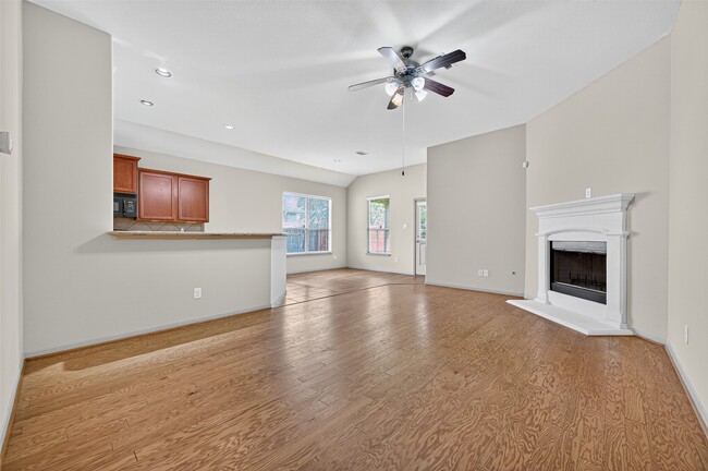 Building Photo - 510 Carson Ridge Dr Rental