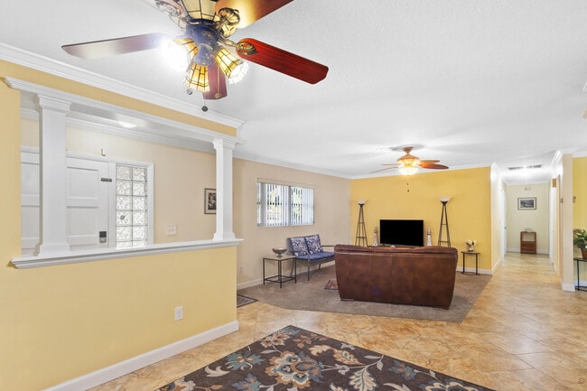 Photo - 1059 Carambola Cir