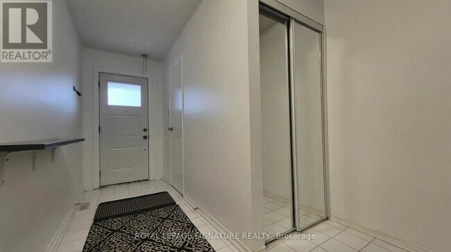 Photo - 1039 Cedarglen Gate