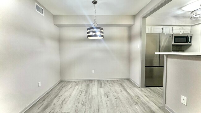 Photo - 1311 Antoine Dr Unidad 219