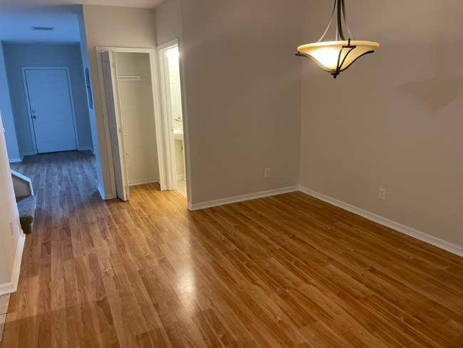 Photo - 30205 Swinford Ln