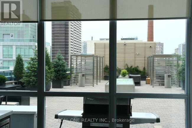 Photo - 500 Sherbourne St Unit 506