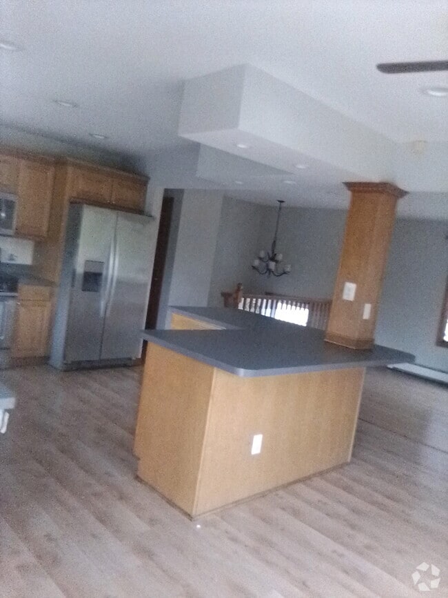 Building Photo - 8 Sunburst Dr Rental