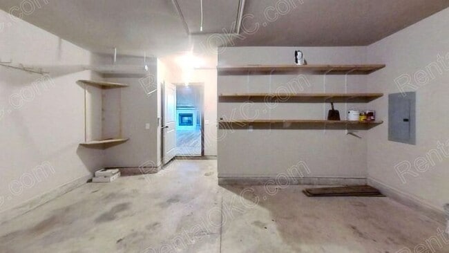 Photo - 3/2 plus office in gated SW neighborhood