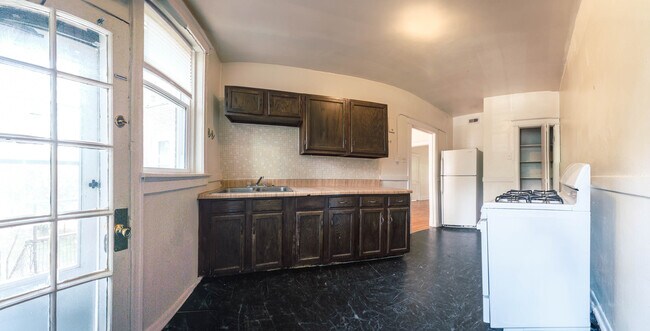 Photo - 6666 Washington Ave