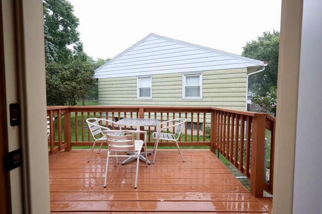 Renovated 2BR | Furnished, Util. Inc.