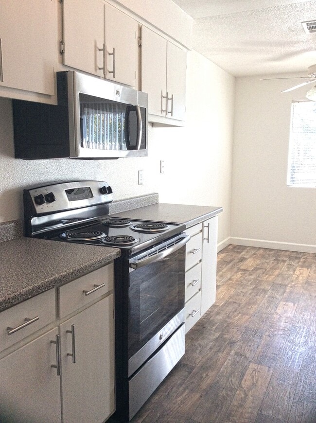 Birdcage Village Apartments Citrus Heights, CA