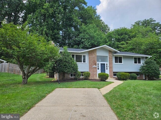 Building Photo - 5021 Swinton Dr Rental