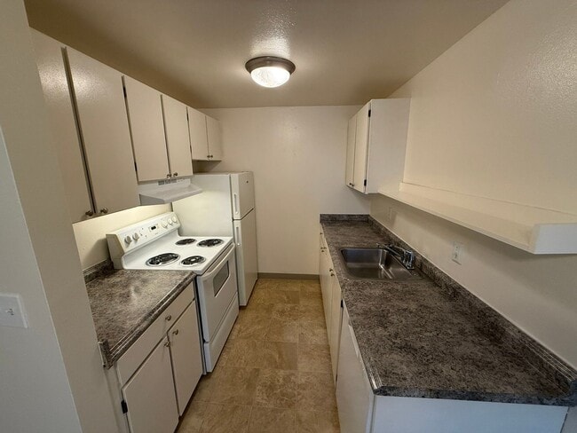 Photo - 329 Senate St NW