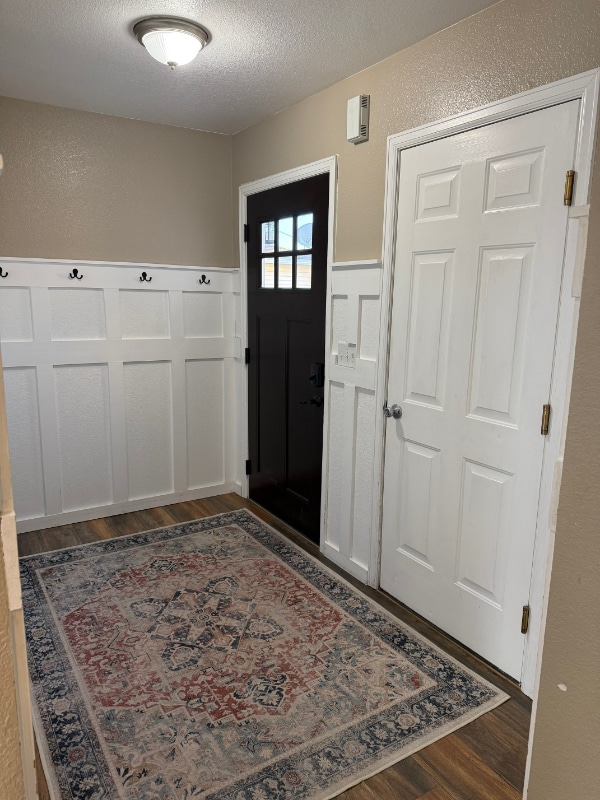 Photo - 609 Dinwoody Way