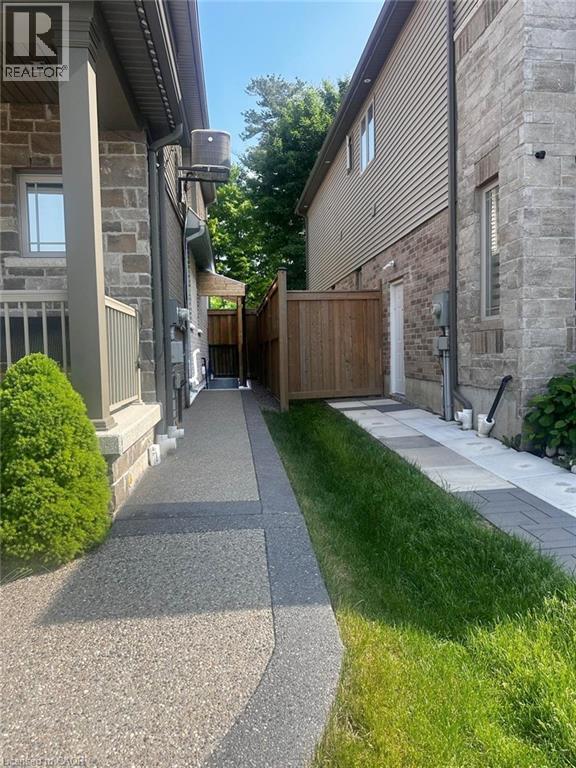 Photo - 47 Elmbank Trail