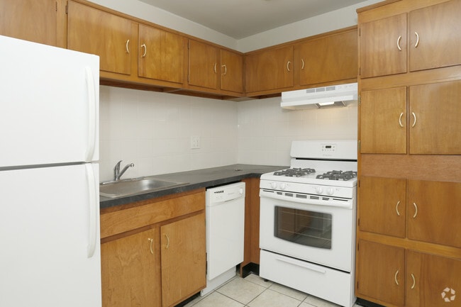 One Bedroom-Kitchen