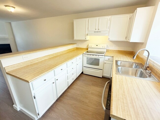Photo - 3070 W 107th Pl