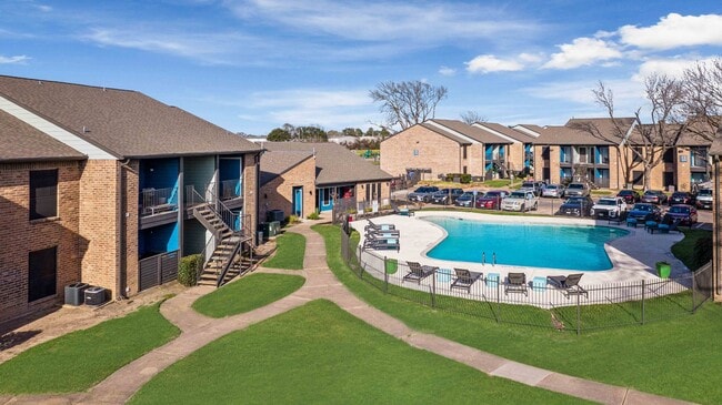 Photo - Sonoma Apartments