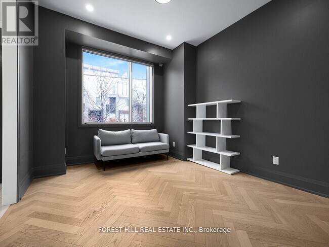 Photo - 18 Greenbriar Rd