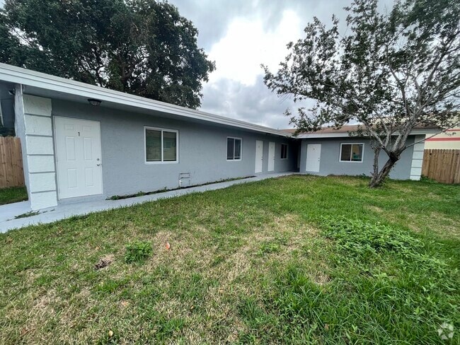 Building Photo - 1109 NW 6th Ave Unit 3 Rental
