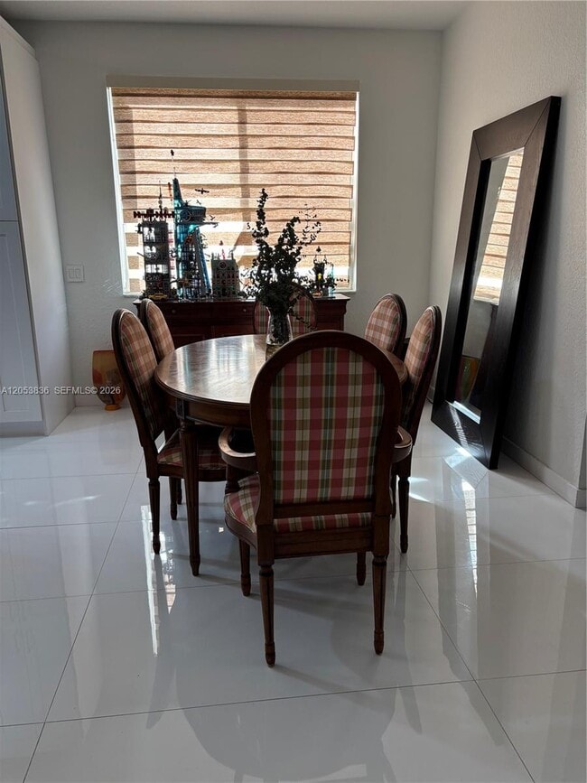 Photo - 1362 Canary Island Dr