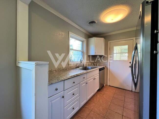 Photo - NO STEPS...RANCHER HOME LOCATED IN FOUNTAI...