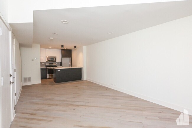 Building Photo - 944 W Grace St Unit G201 Rental