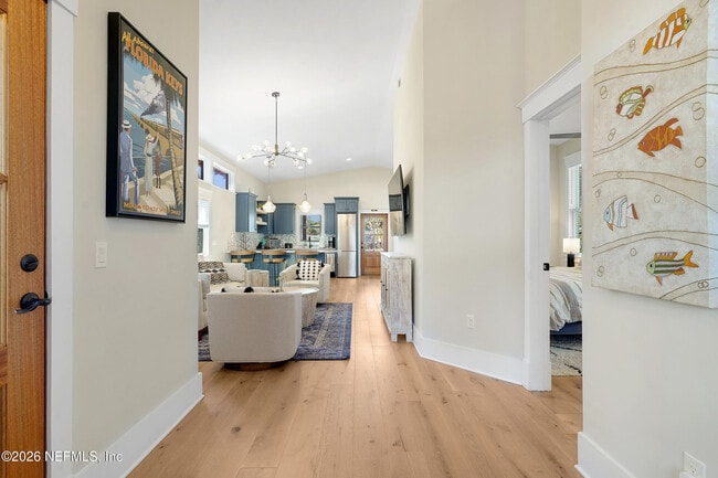 Photo - 290 St George St