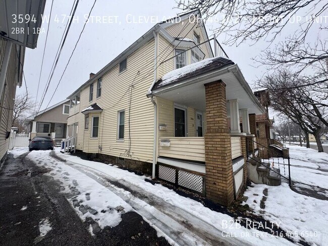 Photo - 3594 W 47th St Unidad Front Up