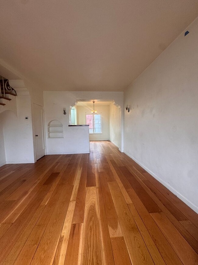 Photo - 31 Excelsior Ct Unit 27