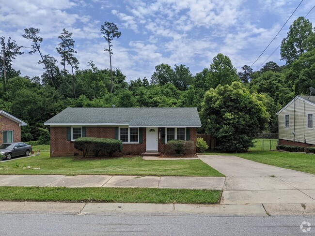 Building Photo - 1308 Marlborough Rd Rental