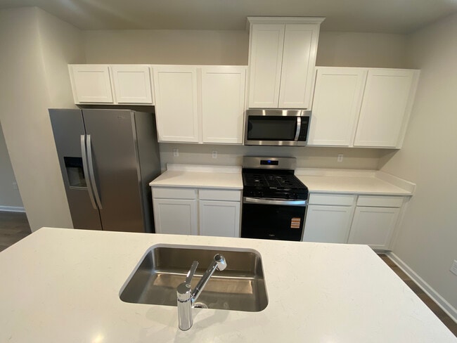 Photo - 726 Hardman Dr