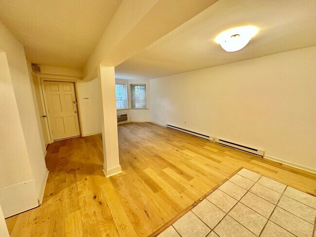 Photo - 1986 - Webster Unit Bsmt