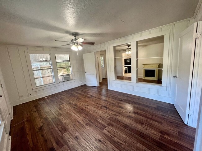 Photo - 503 Southdown Pl Unidad A