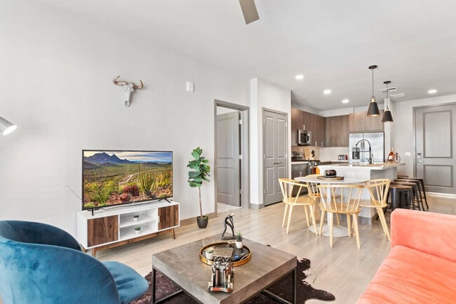 Photo - 400 N 2nd Ave Unidad ID1014575P