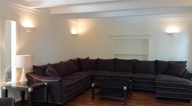 115 Dewitt Pl Unidad 115