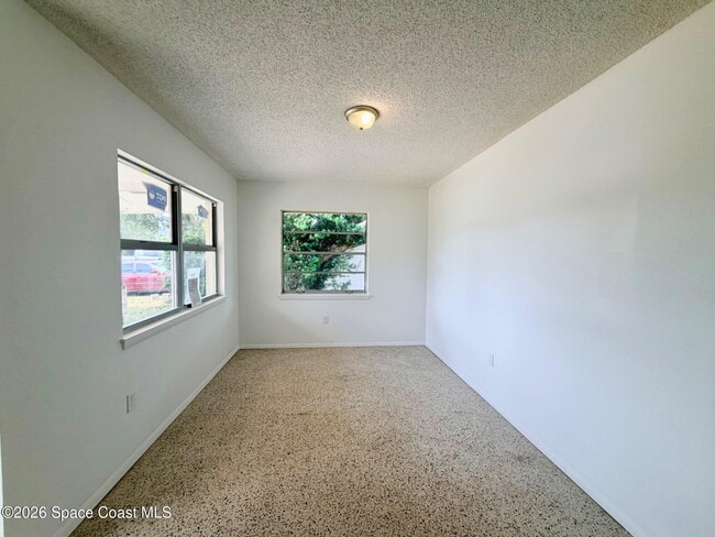 Photo - 1590 S Deleon Ave