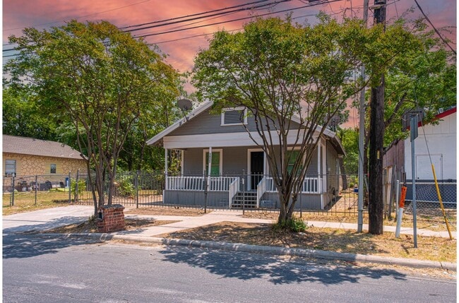 Photo - Charming and Modern Living Near Downtown San Antonio