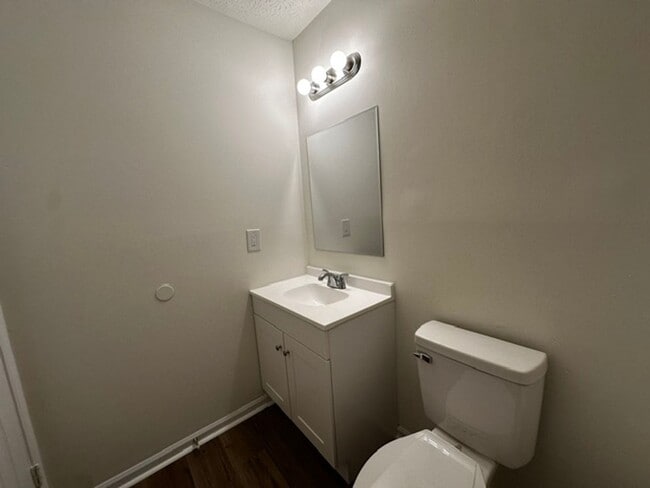 Photo - 115/117 Lake Dr Unit 117 Lake Dr