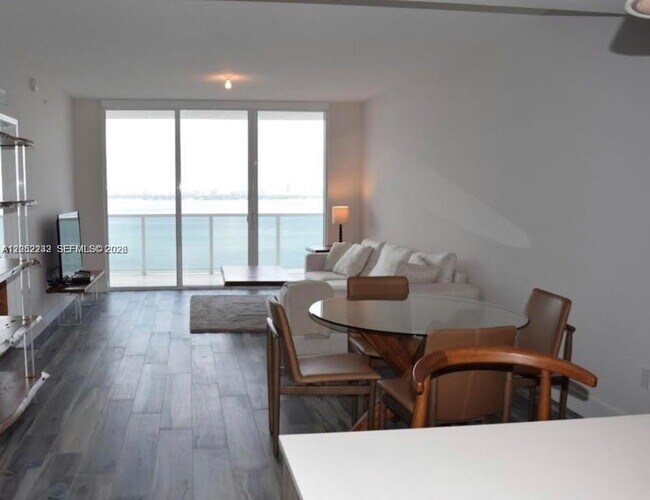 Photo - 600 NE 27th St Unit 2202