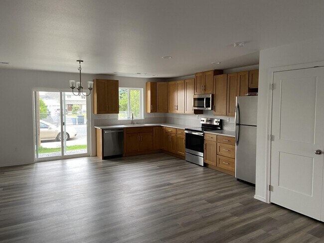 Photo - 2821 W Marina Dr