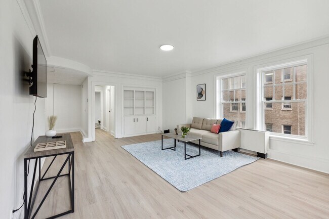 109 NY-96 Unit SI FL10-ID1612435P