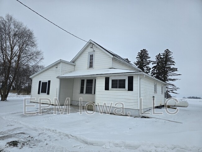 Building Photo - 304 N Nesbit Rd